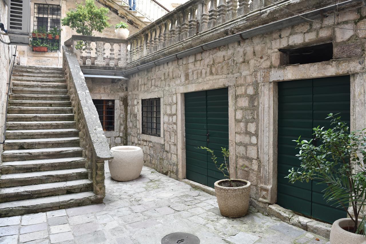 Apartment Miguel Kotor Exterior photo